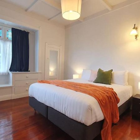 Bright And Modern Oasis In Kingsland Villa Оукланд Екстериор снимка