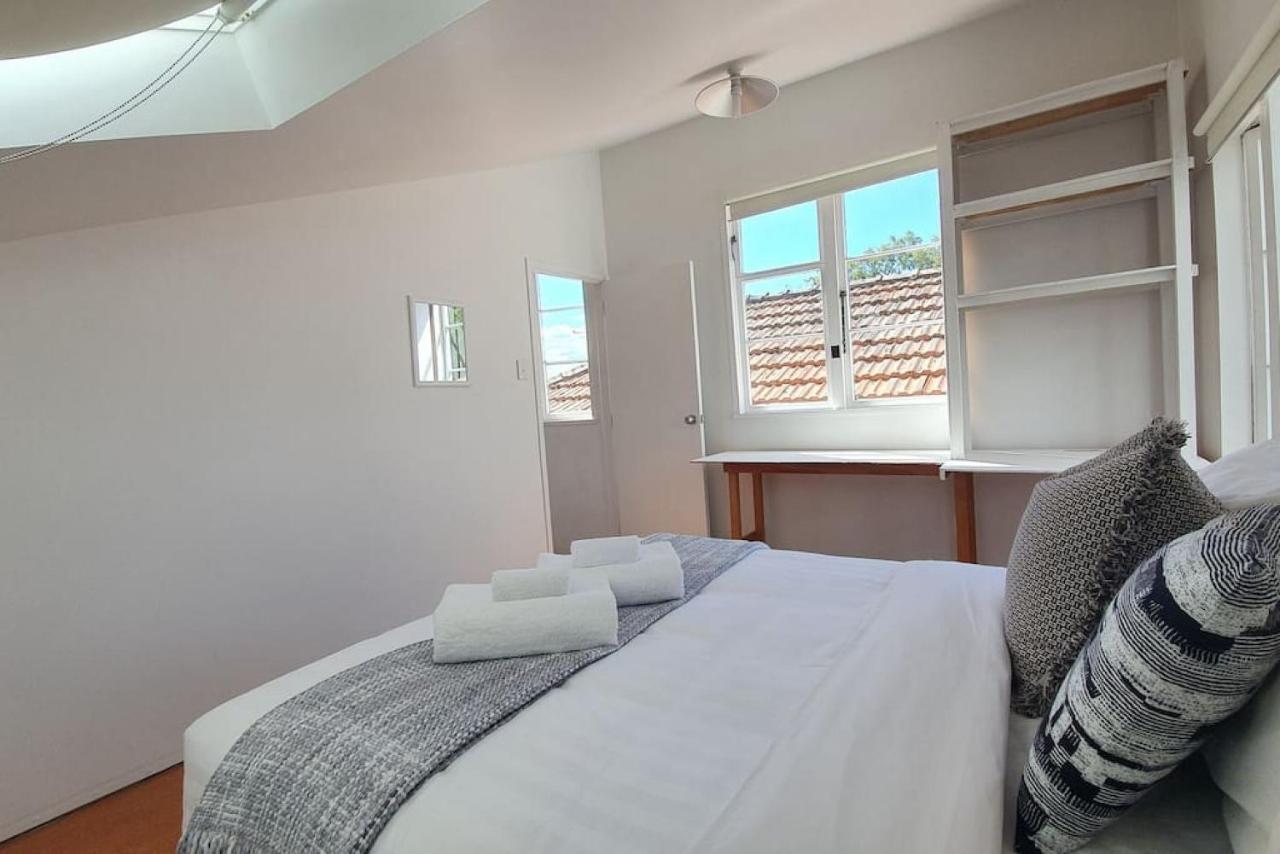 Bright And Modern Oasis In Kingsland Villa Оукланд Екстериор снимка